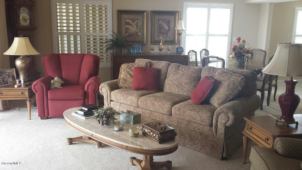 104 Riverside Drive, Unit 306 Cocoa, FL 32922 - Photo 7 of 27 Living room