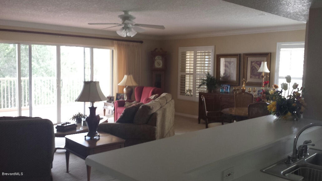 104 Riverside Drive, Unit 306 Cocoa, FL 32922 - Photo 8 of 27 Living area