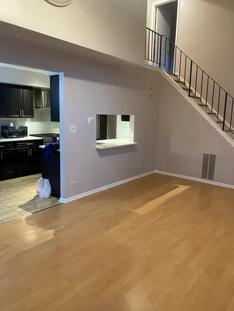 $295,900 | 254 Acorn Drive, Streamwood, IL 60107