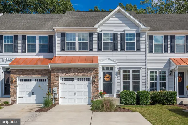 a view of multiple house