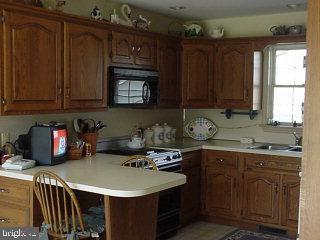 950 Buckwalter Road Lititz, PA 17543 - Photo 6 of 8