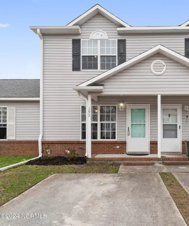 $1,195 | 1072 West Pueblo Drive, Jacksonville, NC 28546