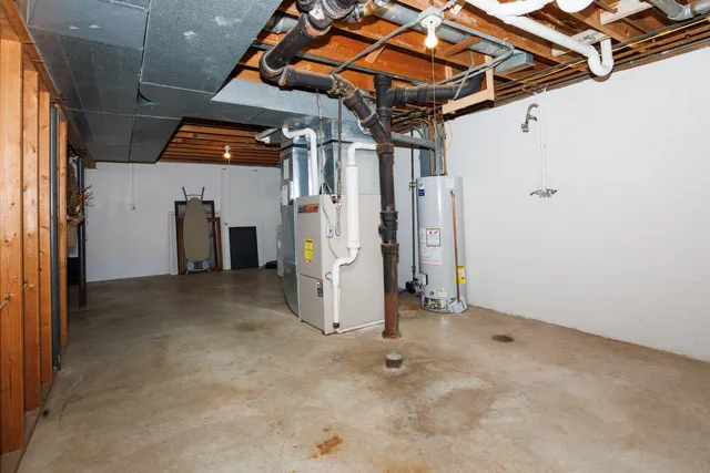 $250,000 | 213 Concord Drive, Normal, IL 61761