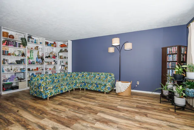 $250,000 | 213 Concord Drive, Normal, IL 61761