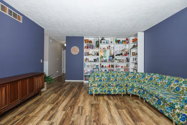 $250,000 | 213 Concord Drive, Normal, IL 61761