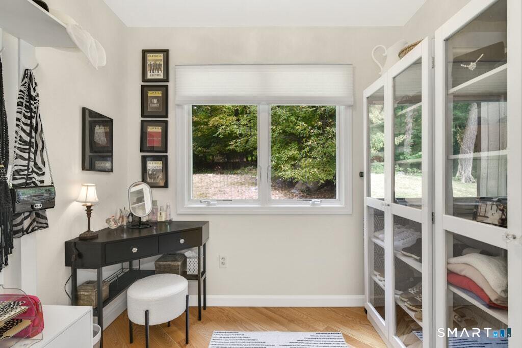 63 Lounsbury Road Ridgefield, CT 06877 - Photo 16 of 31