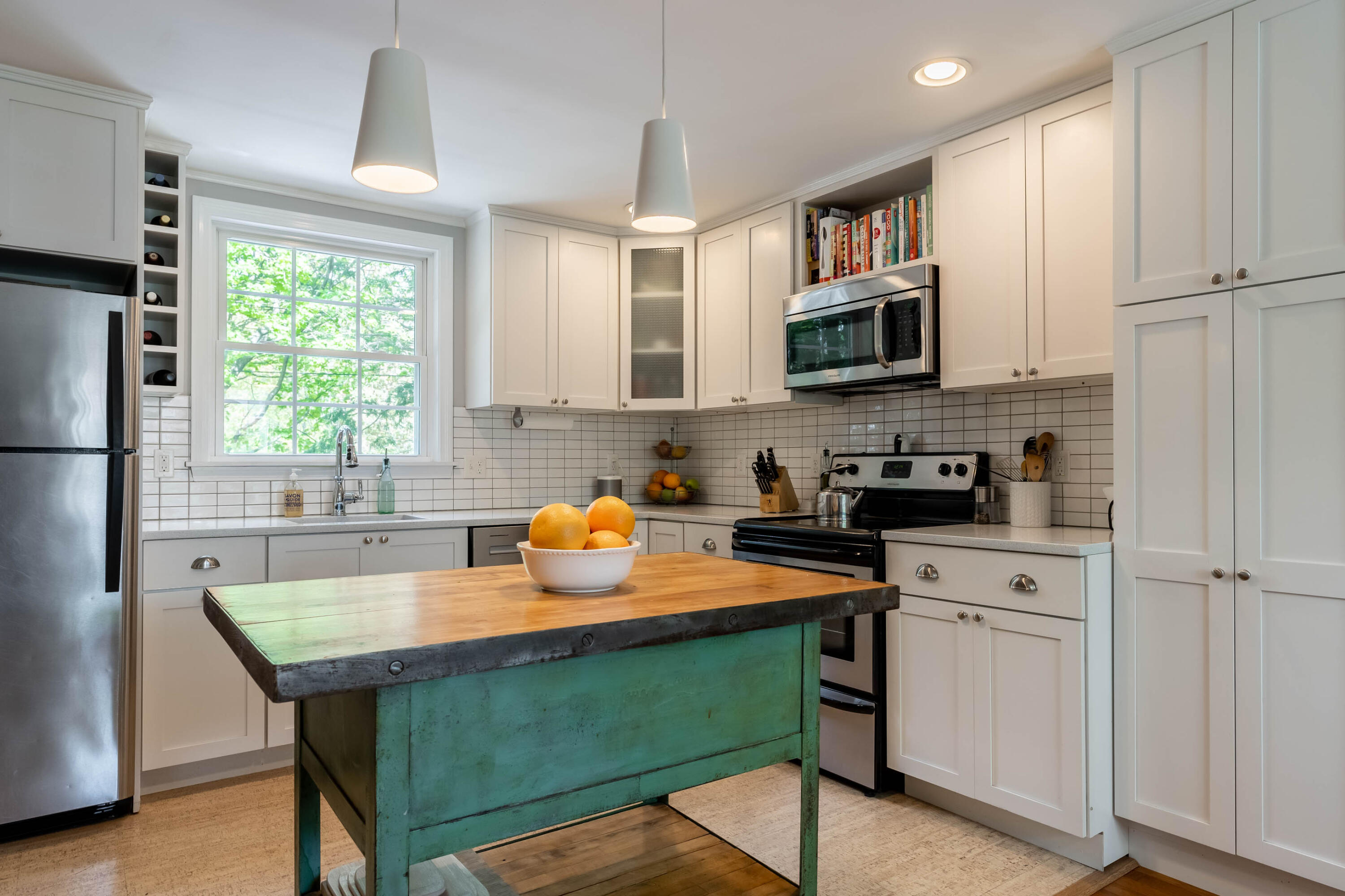 39 Cottage Farms Road Cape Elizabeth, ME 04107 - Photo 8 of 52 39 Cottage Farms Road-Kitchen