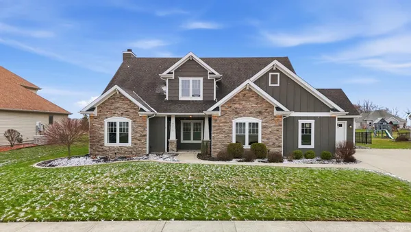 $499,900 | 4313 Great Hollow Court, Fort Wayne, IN 46818