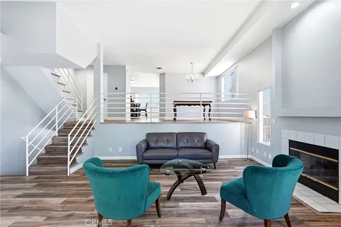 $659,000 | 7109 Farralone Avenue, Unit 117, Canoga Park, CA 91303