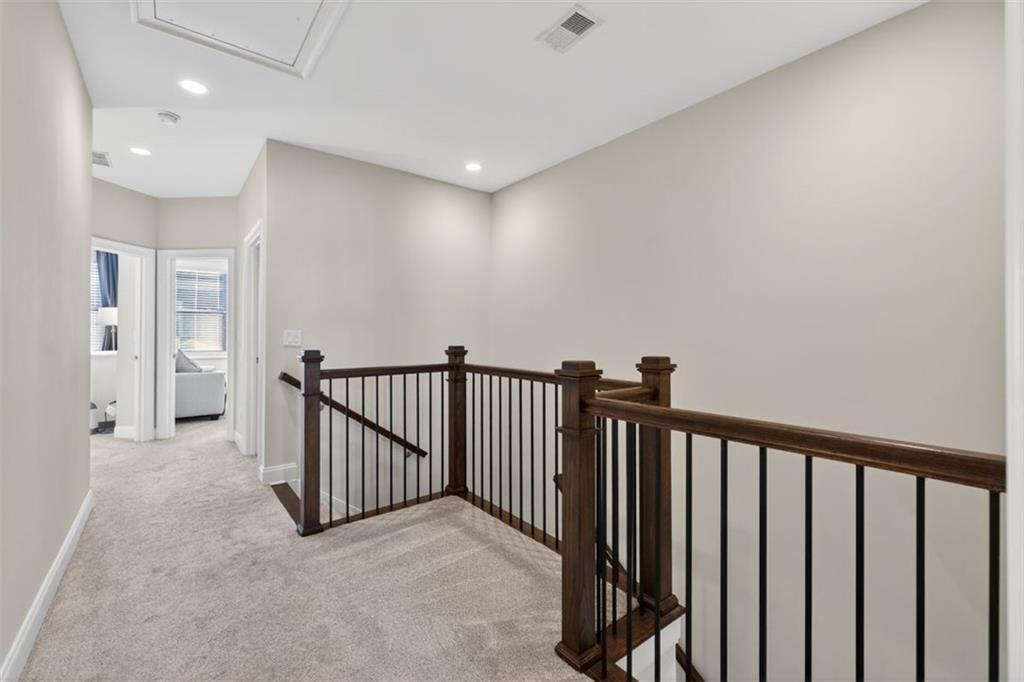 7012 Seneca Court Roswell, GA 30076 - Photo 19 of 44