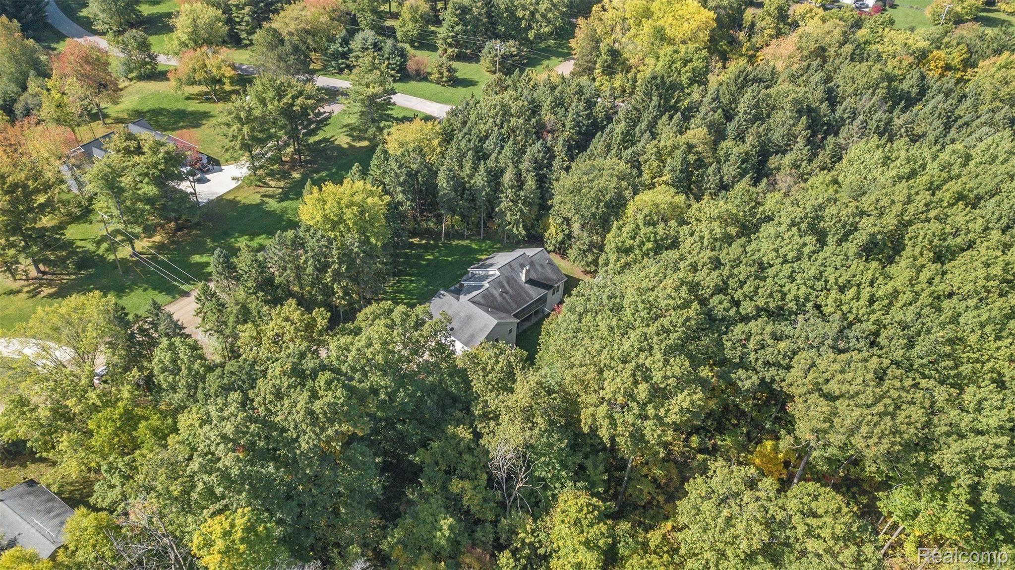 3361 Gentry Road Howell, MI 48843 - Photo 42 of 47 oZeOgNLA.jpeg