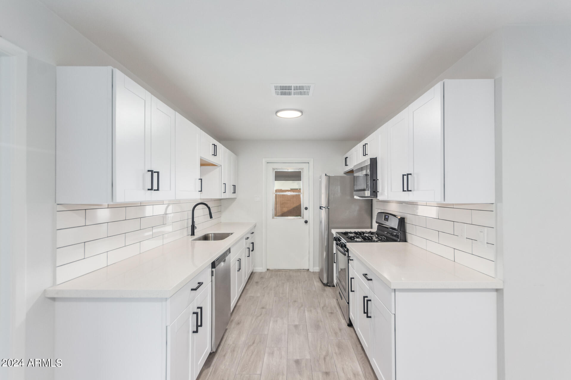 1630 East 12th Street Tempe, AZ 85281 - Photo 13 of 29 13 - 12th