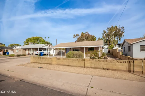 $2,800 | 1630 East 12th Street, Tempe, AZ 85281