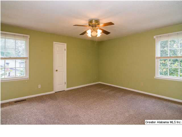 3916 Rock Ridge Road Birmingham, AL 35210 - Photo 16 of 32