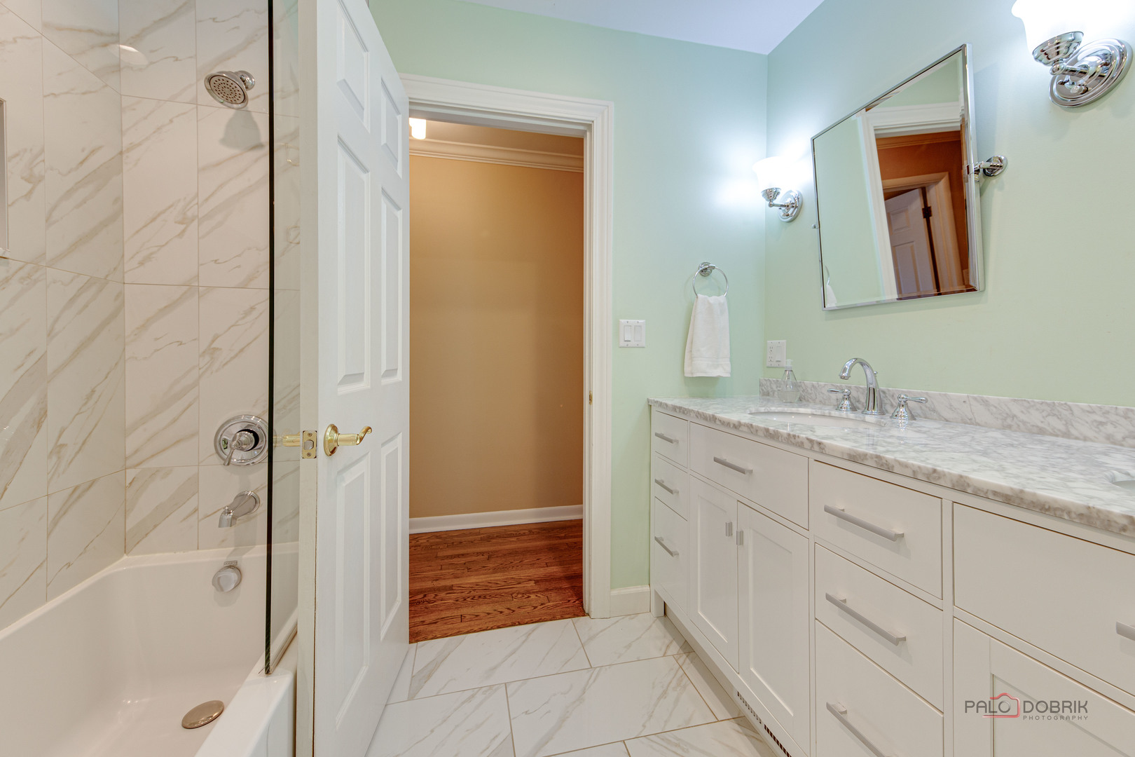 597 South Green Bay Road Lake Forest, IL 60045 - Photo 18 of 42 Gallery Image 18
