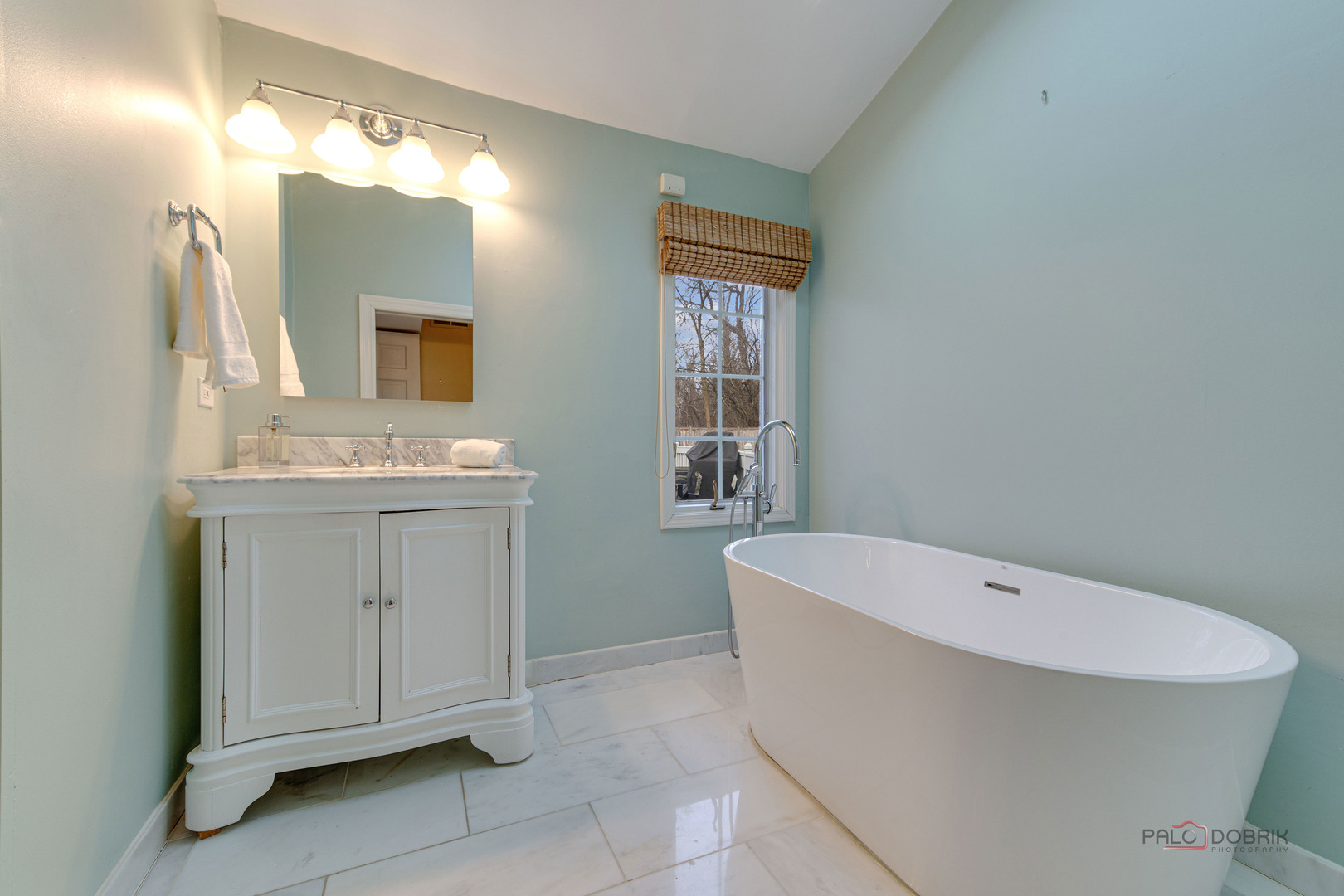 597 South Green Bay Road Lake Forest, IL 60045 - Photo 26 of 42 Gallery Image 26