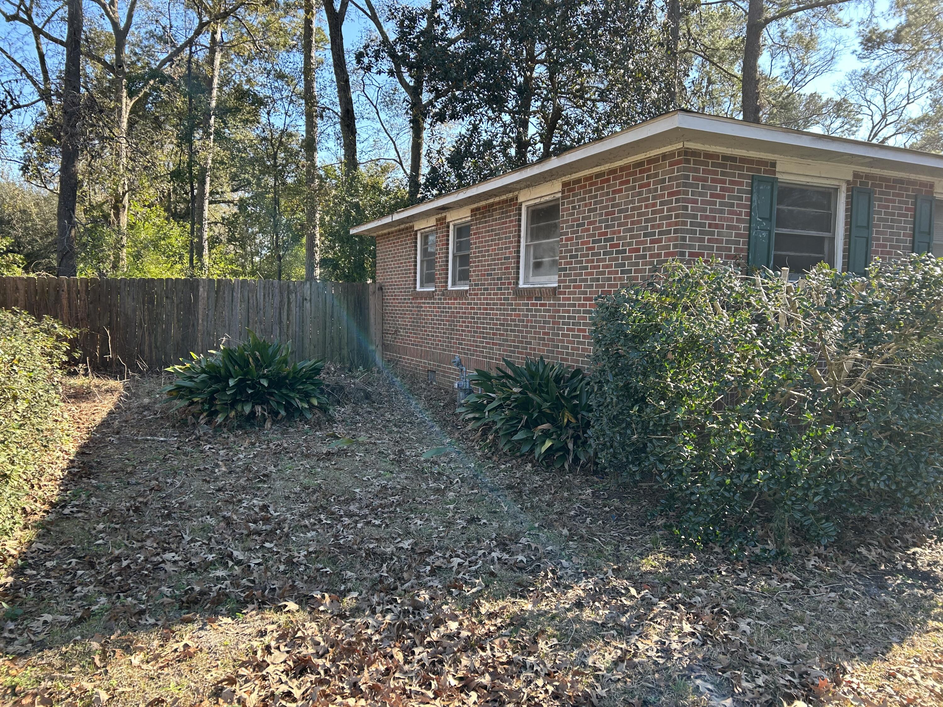 108 Bacons Bridge Road Summerville, SC 29485 - Photo 4 of 29 IMG_2989