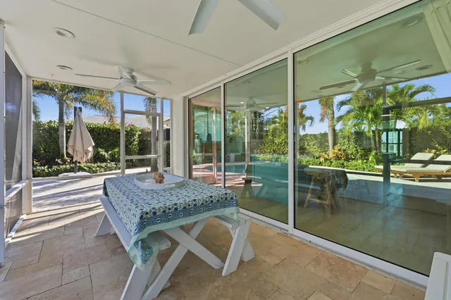 $1,095,000 | 61 Pine Hill Trail West, Tequesta, FL 33469