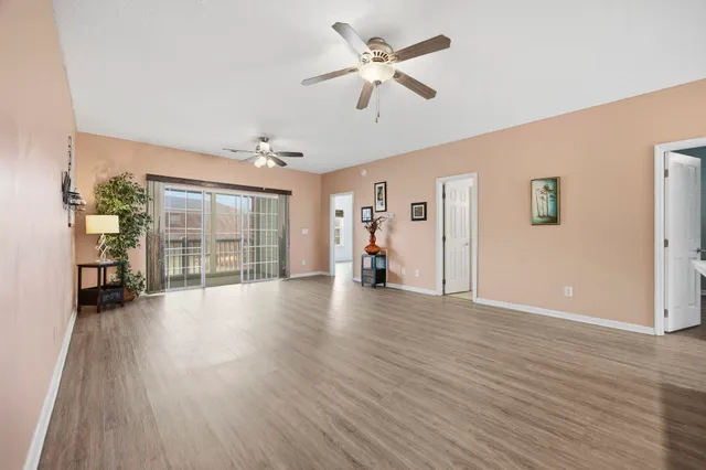 $159,900 | 3911 Gladiola Court, Unit 203, Myrtle Beach, SC 29588