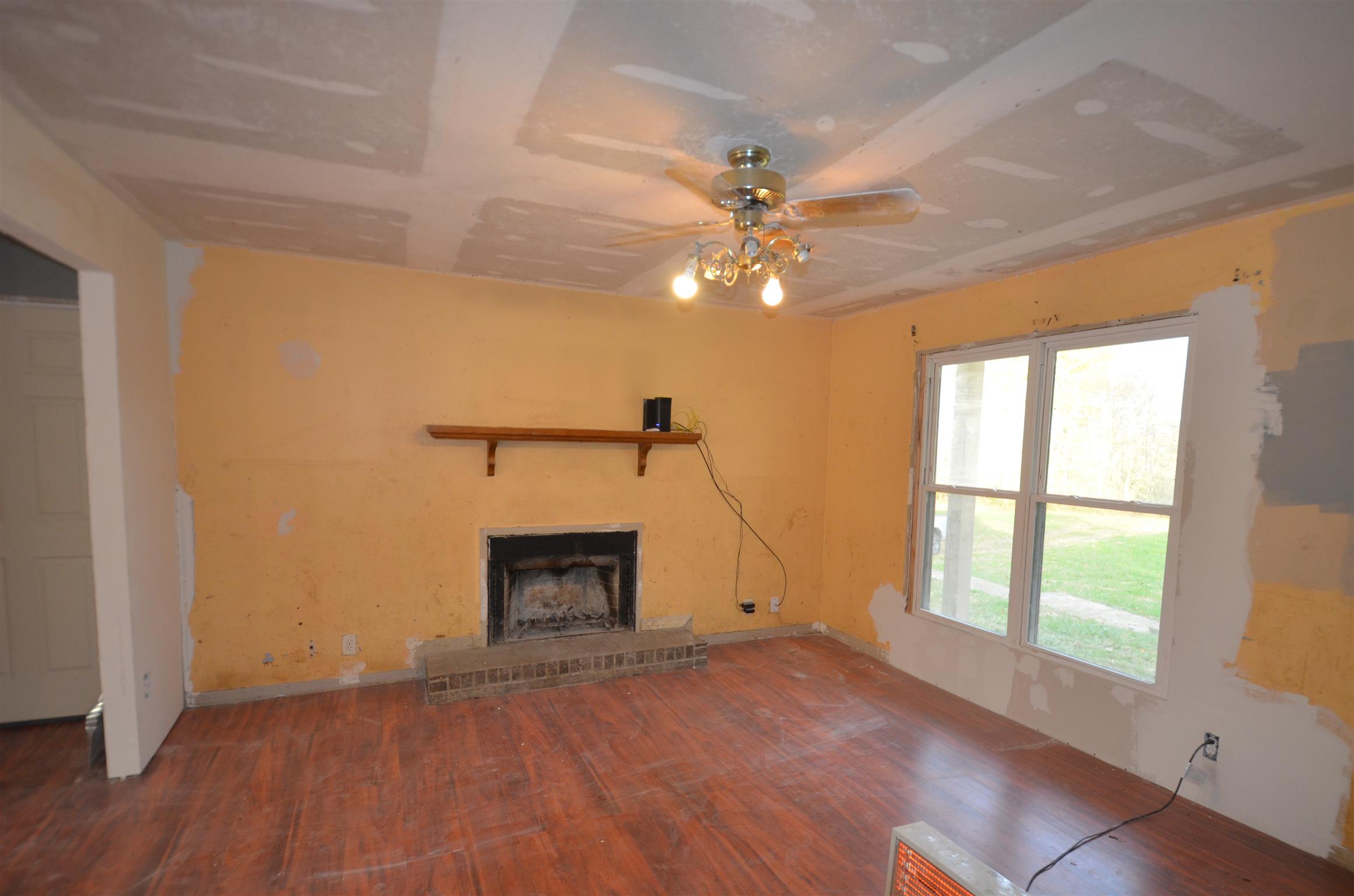 2301 Chester Harris Road Woodlawn, TN 37191 - Photo 5 of 14 Gallery Image 5