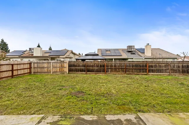 $399,900 | 2500 West Perez Avenue, Visalia, CA 93291