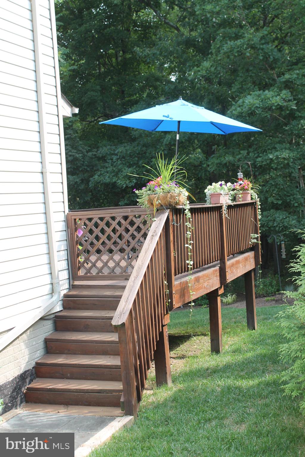 108 Eagle Drive Cross Junction, VA 22625 - Photo 25 of 39 a view of outdoor space deck and backyard