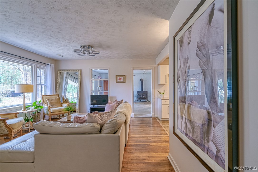 13721 Sandy Point Road Charles City, VA 23030 - Photo 5 of 39 Gallery Image 5