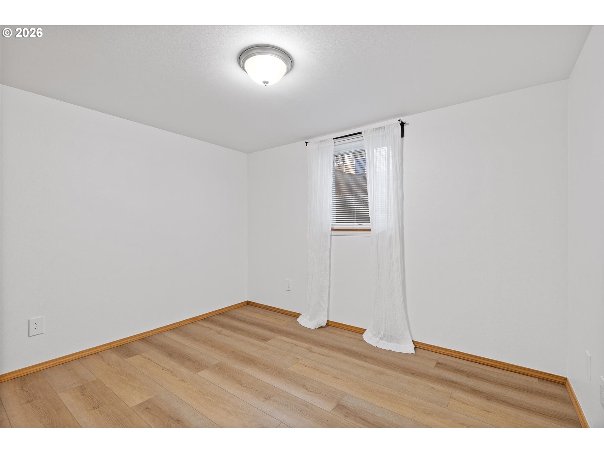 4773 North Yale Street Portland, OR 97203 - Photo 31 of 45 a view of an empty room