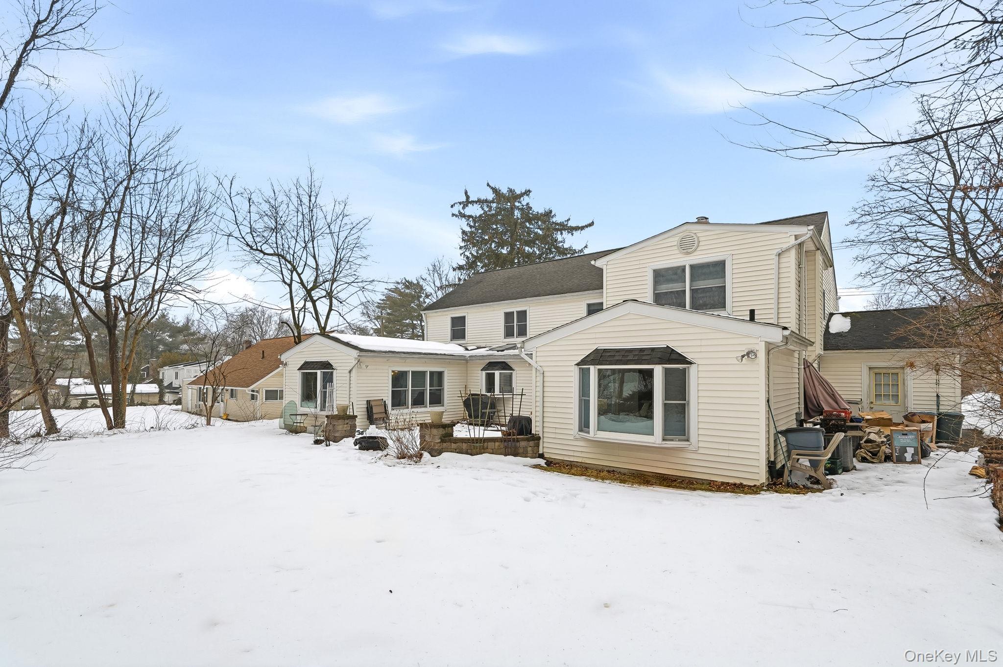 39 Lambert Lane New Rochelle, NY 10804 - Photo 27 of 30 Another backyard view.