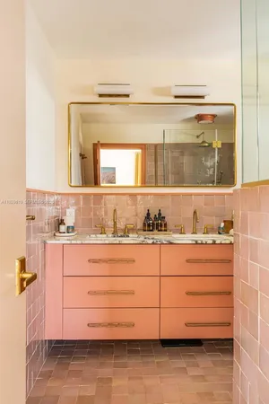 $20,000 | 16 Island Avenue, Unit 6B, Miami Beach, FL 33139