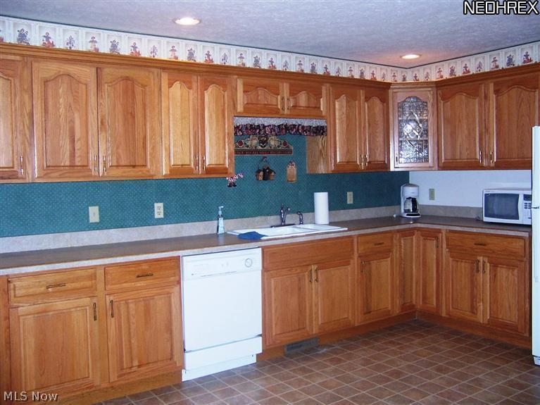 7736 Ross Road Madison, OH 44057 - Photo 18 of 24
