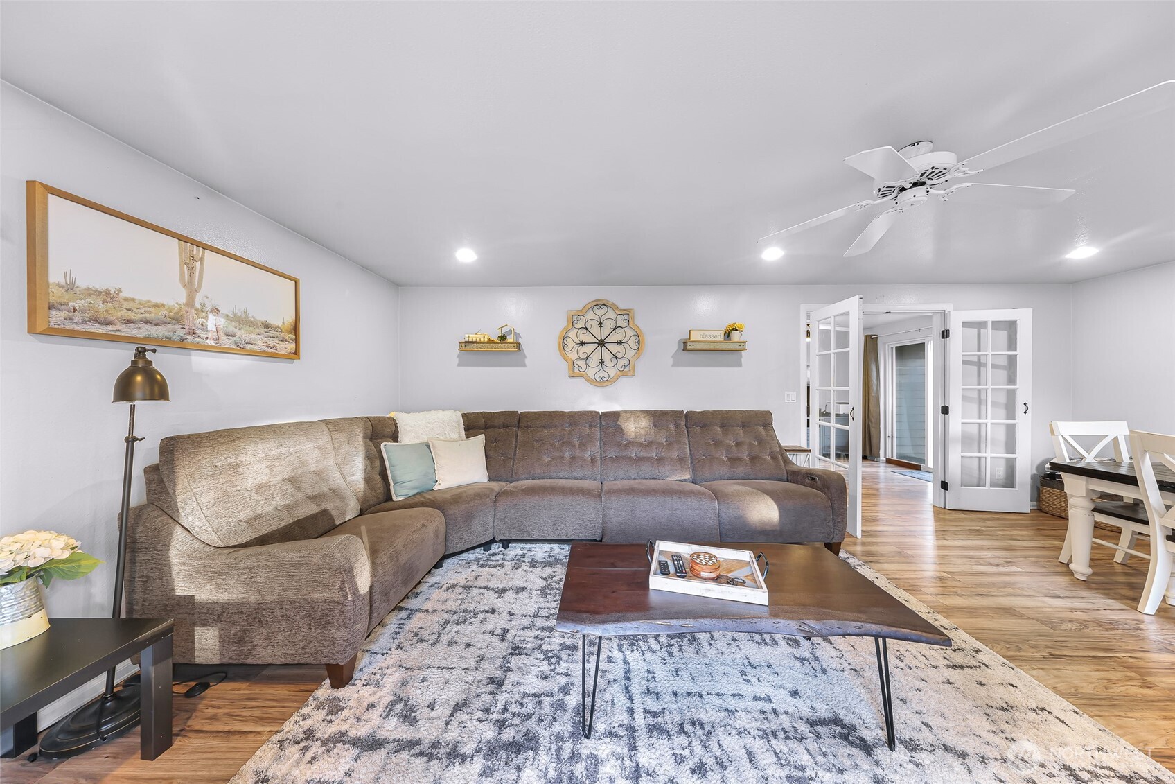 205 Cashmere Lane Everson, WA 98247 - Photo 32 of 40 a living room with furniture and wooden floor