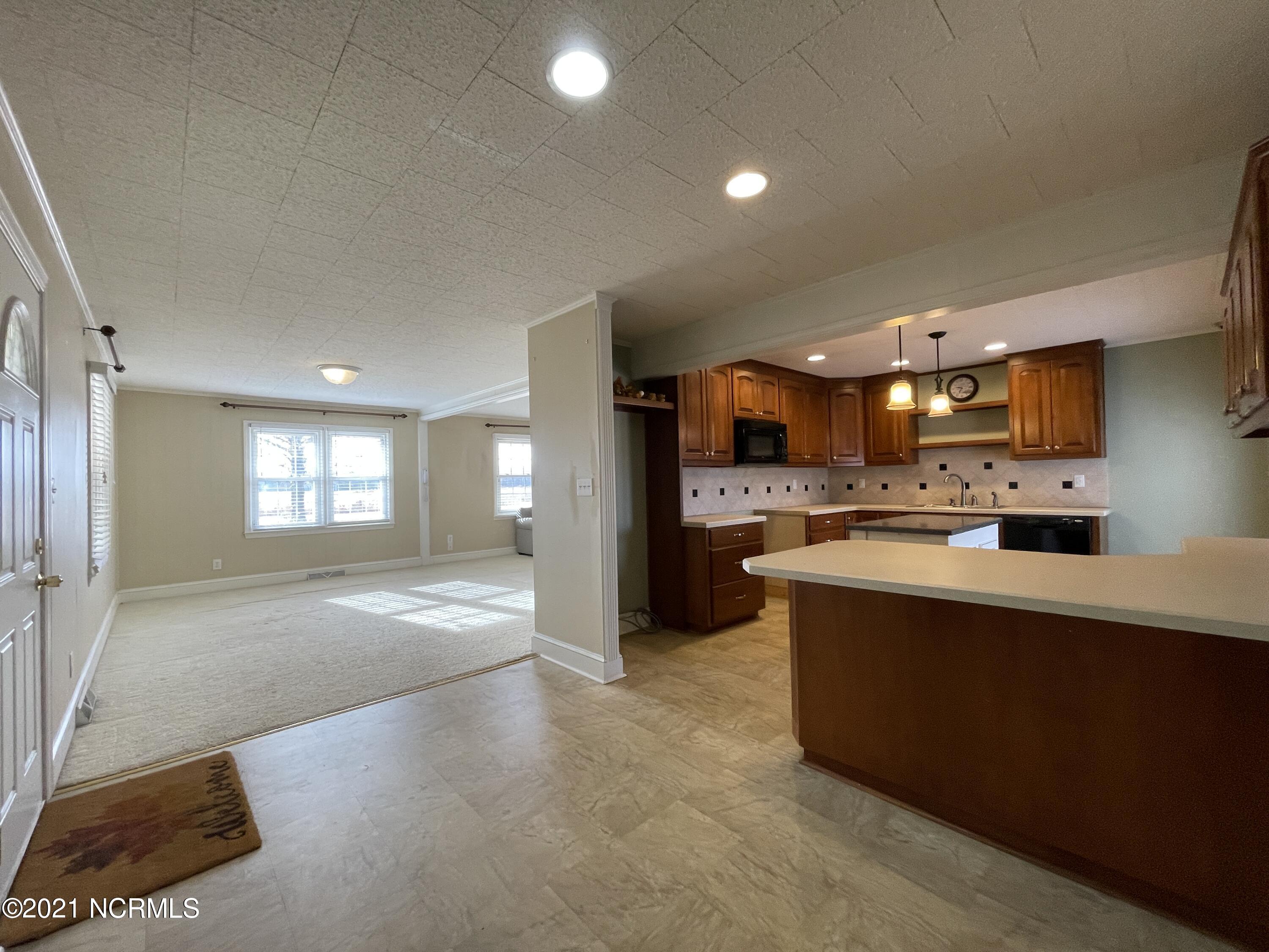 4165 Buck Road Ayden, NC 28513 - Photo 15 of 24 Kitchen