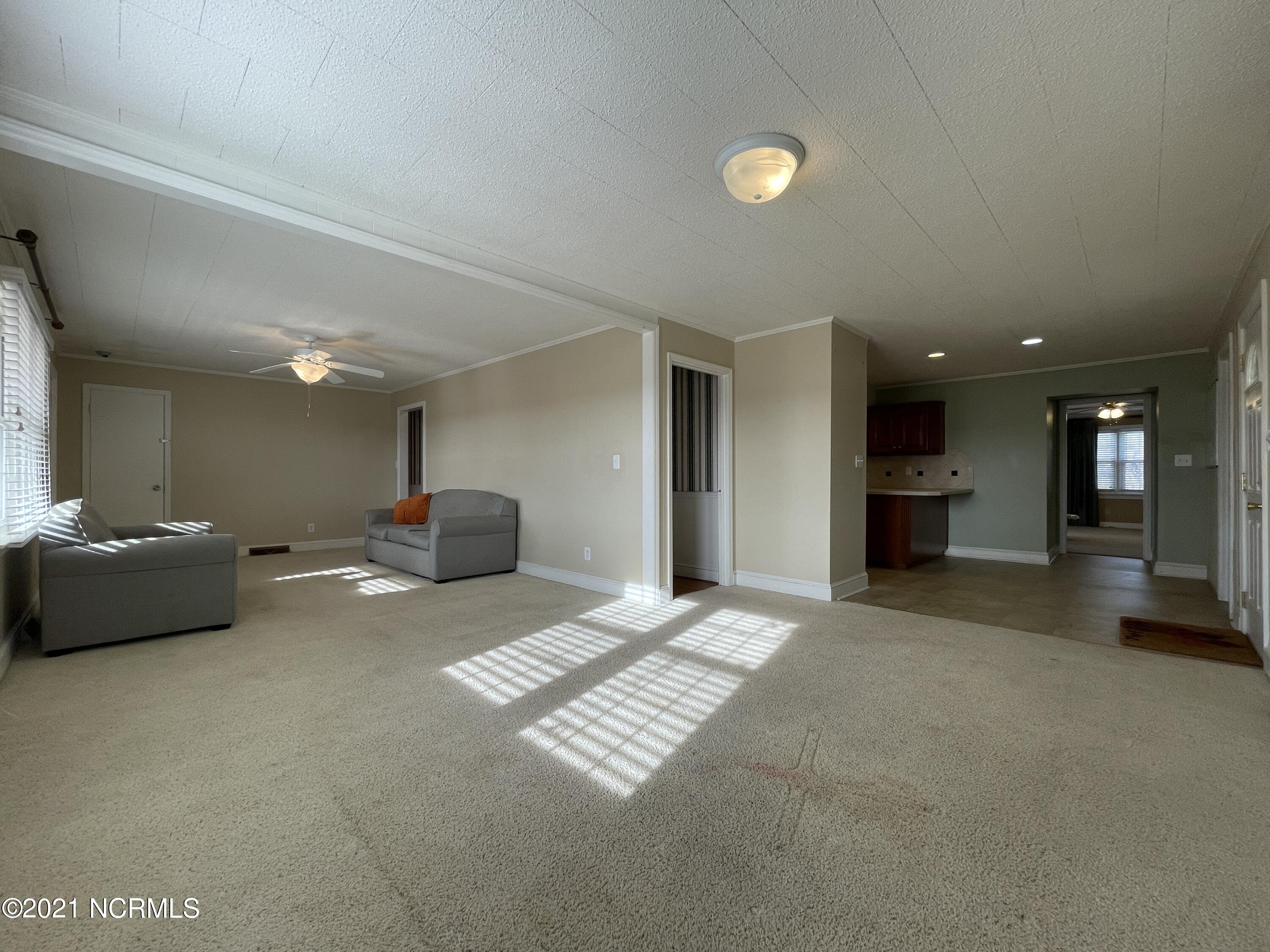 4165 Buck Road Ayden, NC 28513 - Photo 9 of 24 Living Room