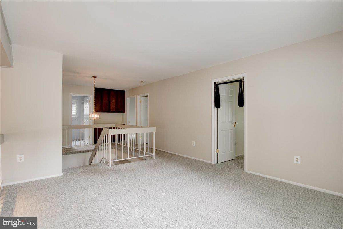 18901 Glendower Road Gaithersburg, MD 20879 - Photo 19 of 33