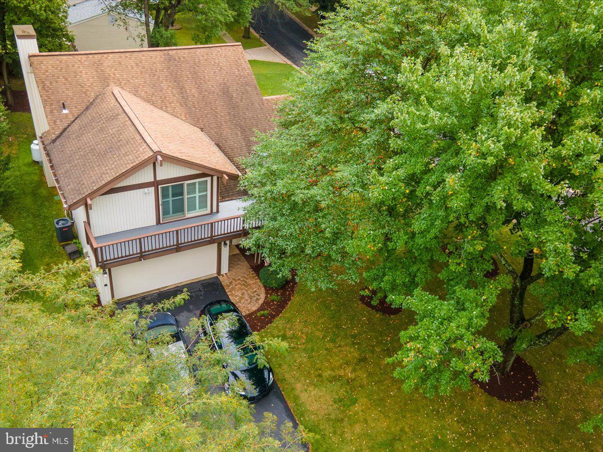 18901 Glendower Road Gaithersburg, MD 20879 - Photo 2 of 33