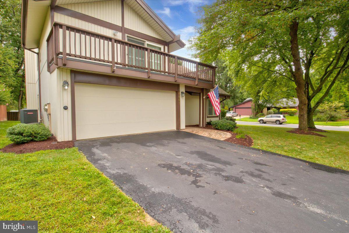 18901 Glendower Road Gaithersburg, MD 20879 - Photo 3 of 33