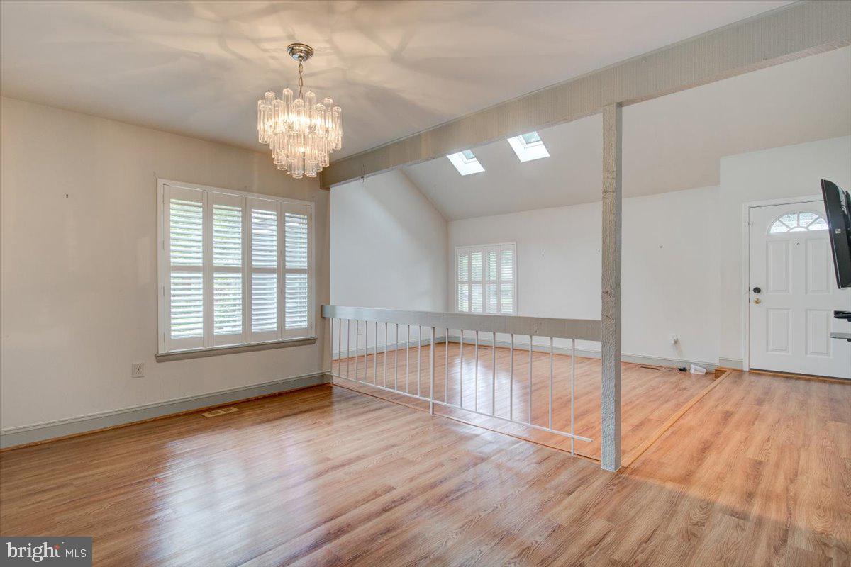 18901 Glendower Road Gaithersburg, MD 20879 - Photo 8 of 33
