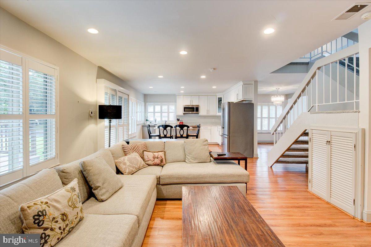 18901 Glendower Road Gaithersburg, MD 20879 - Photo 10 of 33