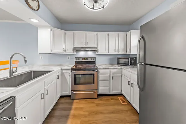 $339,000 | 303 Midyette Street, Unit B7, Oriental, NC 28571