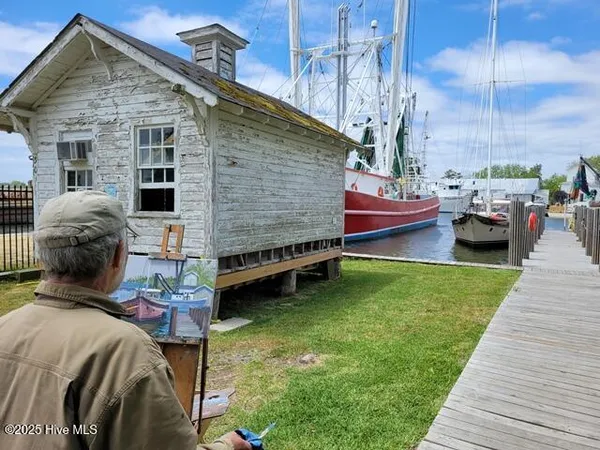 $339,000 | 303 Midyette Street, Unit B7, Oriental, NC 28571