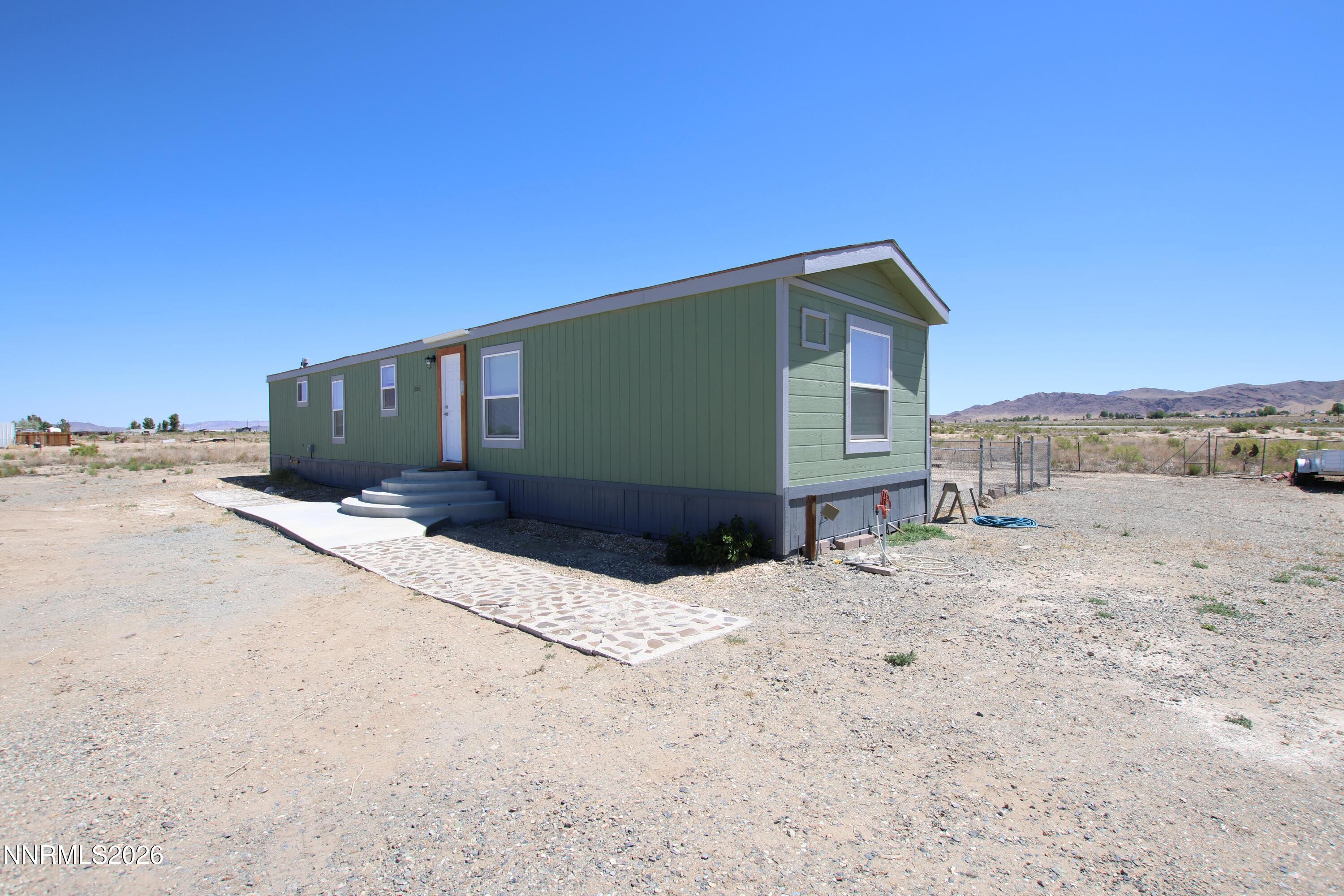 8 Falcon Way Yerington, NV 89447 - Photo 2 of 28 7U3A3702