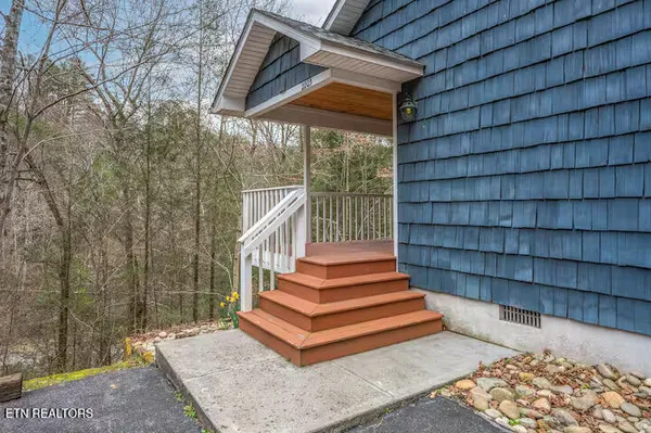 $449,000 | 2203 Woodcock Trail, Sevierville, TN 37876