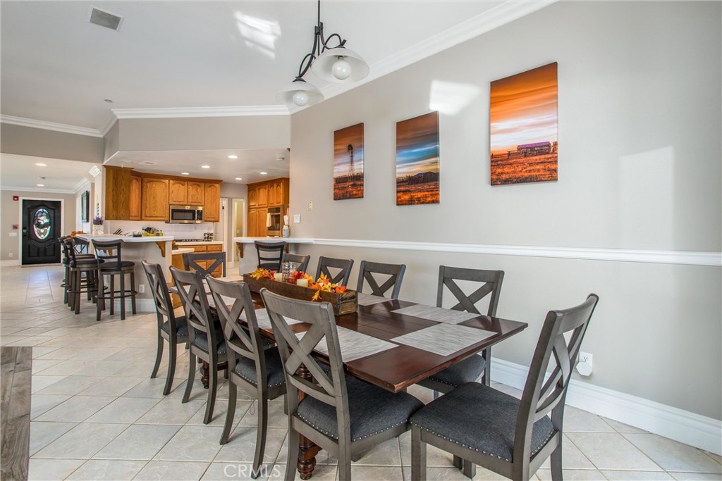 31607 Florida Street Redlands, CA 92373 - Photo 11 of 65 a view of a dining area with furniture