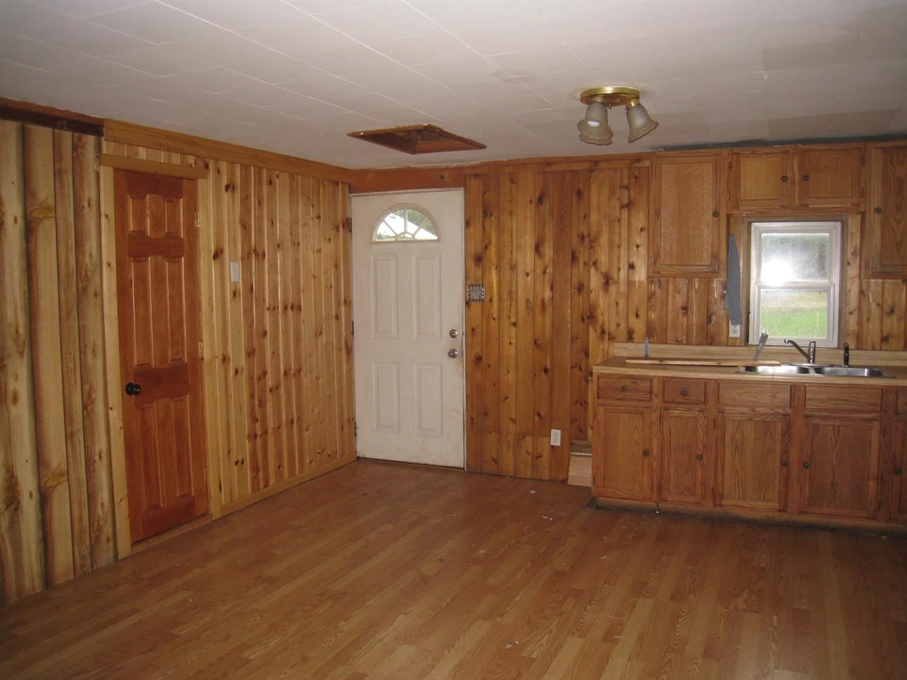 825 Tyler Road Southeast Kalkaska, MI 49646 - Photo 11 of 21 1783979-11.JPG