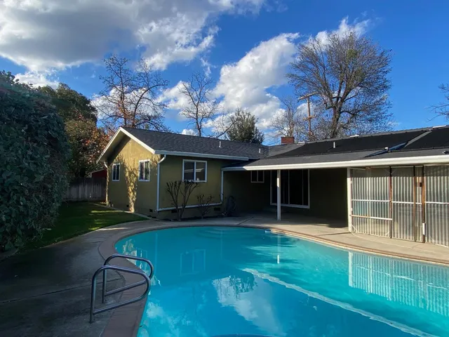 $405,000 | 904 Malibu Court, Modesto, CA 95350