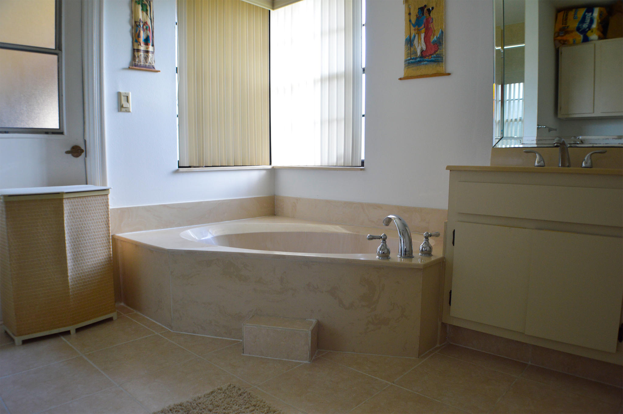 2584 Northwest 39th Street Boca Raton, FL 33434 - Photo 22 of 30 _DSC0149ed