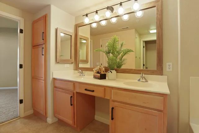 $415,000 | 2487 Torino Street, Unit 4, West Sacramento, CA 95691