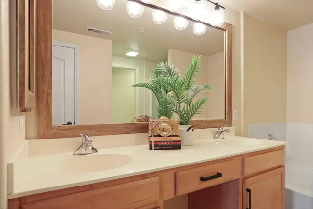 $415,000 | 2487 Torino Street, Unit 4, West Sacramento, CA 95691