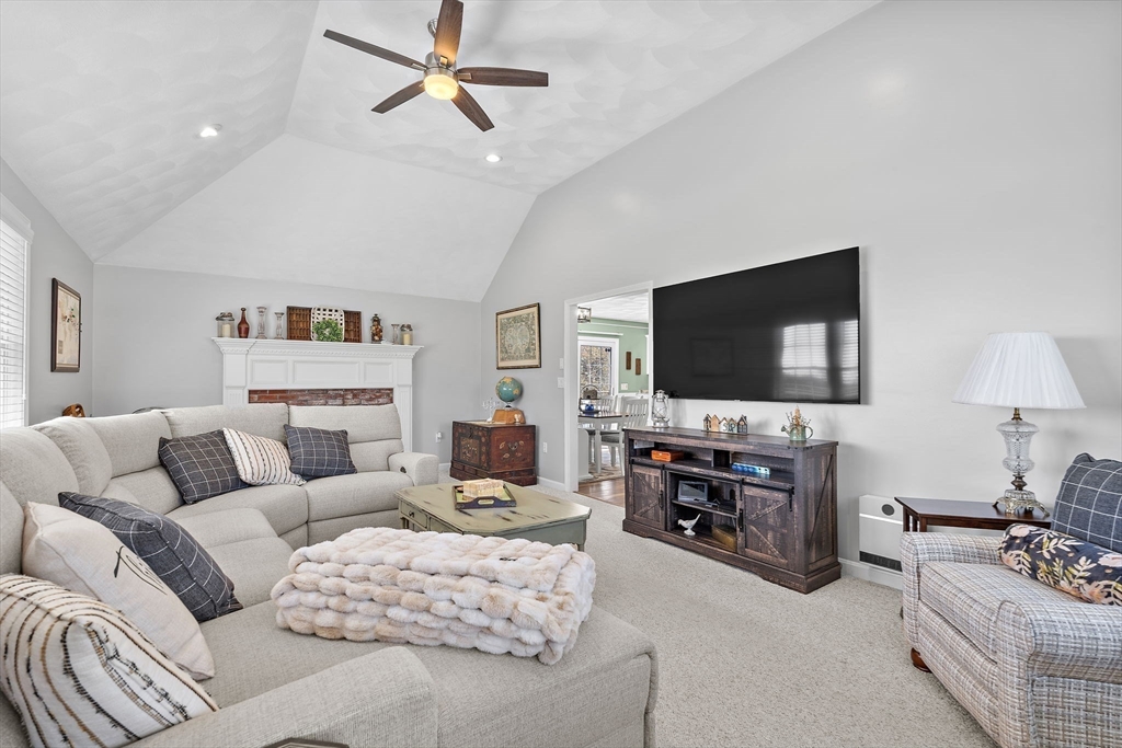 16 Alan Road Hudson, MA 01749 - Photo 18 of 40